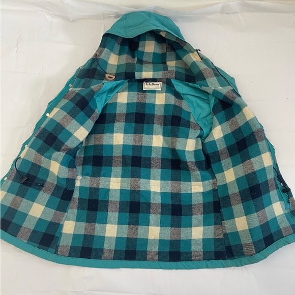 🏕️ Vintage L.L. Bean Jacket – Teal Blue with Plaid Lining 🏕️ - Picture 6 of 14
